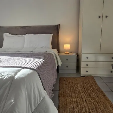 Ageri Ii Front Chaniotis